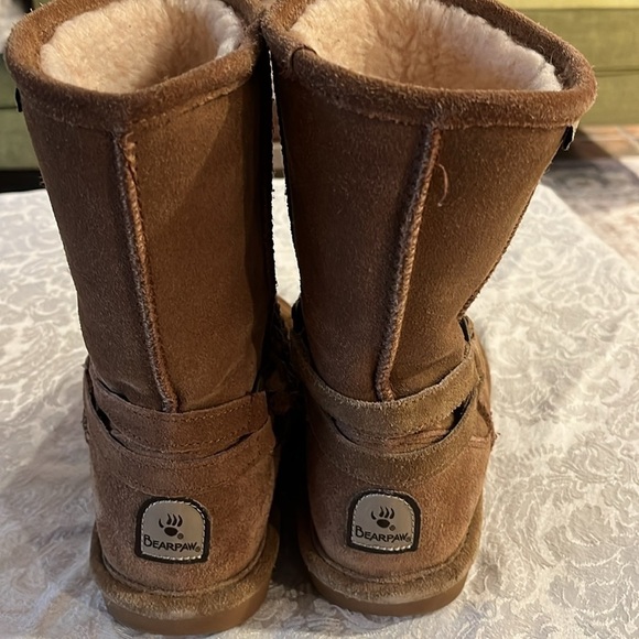 BearPaw Suede Adele Boots Braided Accent Fleece Lining Hickory Tan Size 7 - Picture 5 of 13